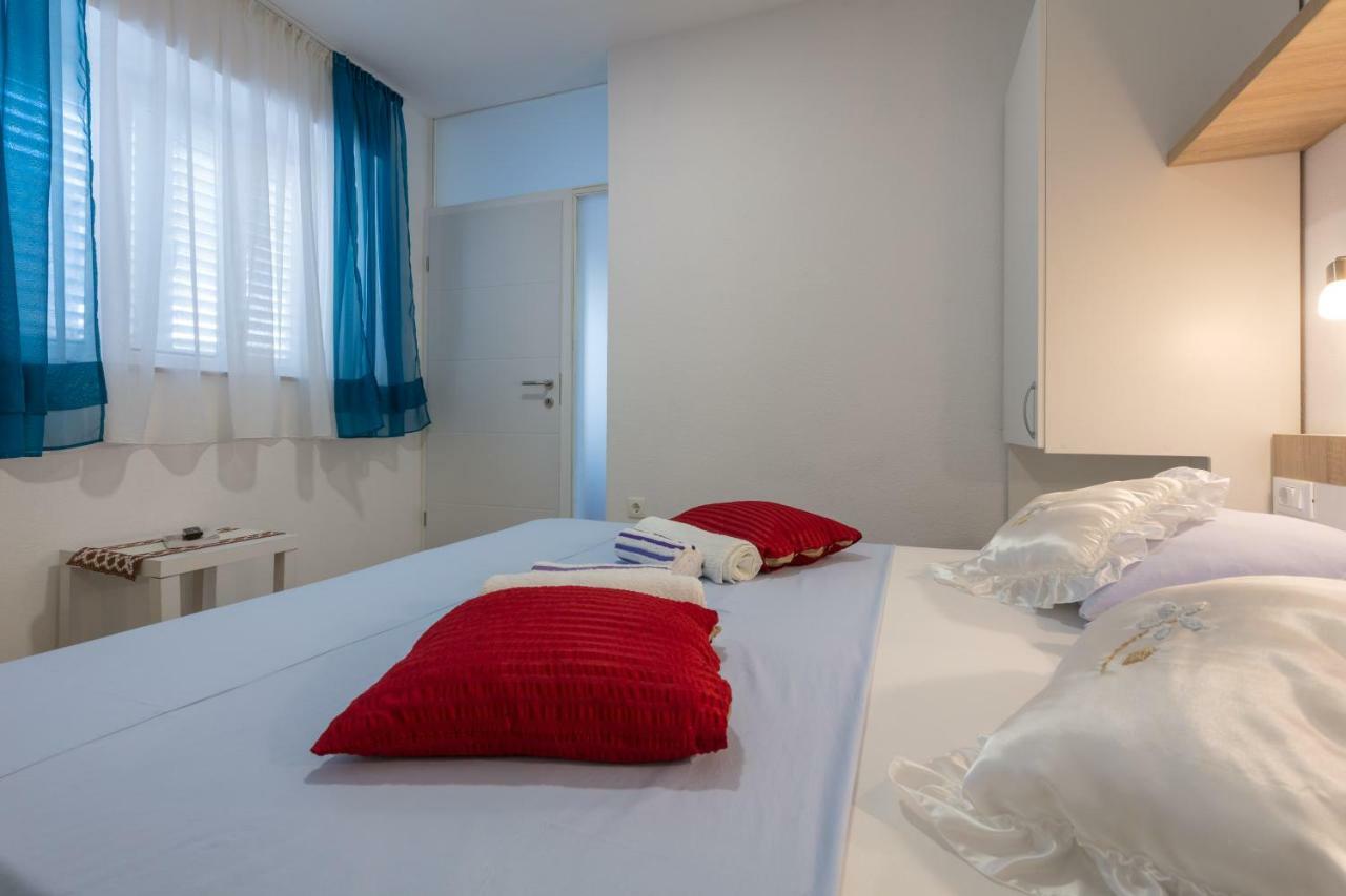 Holiday Home Vesna Baska Voda Exterior photo